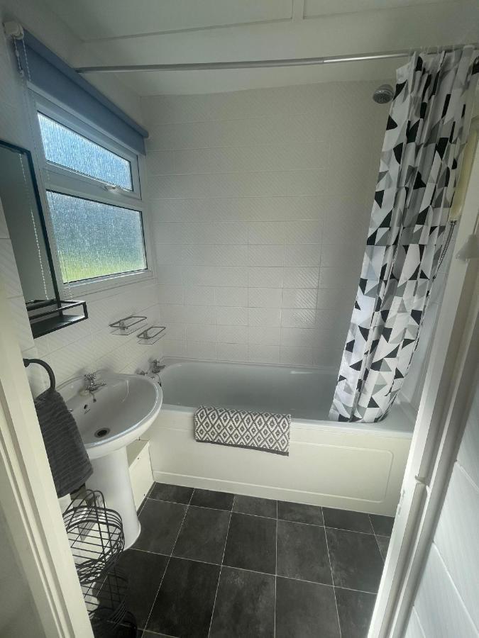 2 Bedroom Holiday Chalet Near Bude Kilkhampton Eksteriør billede