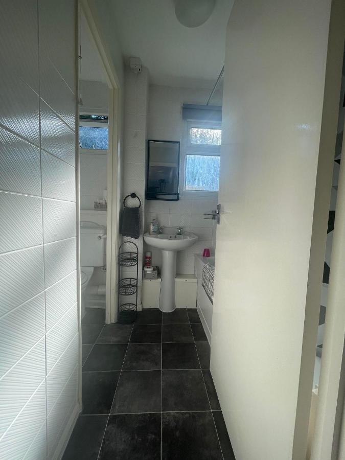 2 Bedroom Holiday Chalet Near Bude Kilkhampton Eksteriør billede
